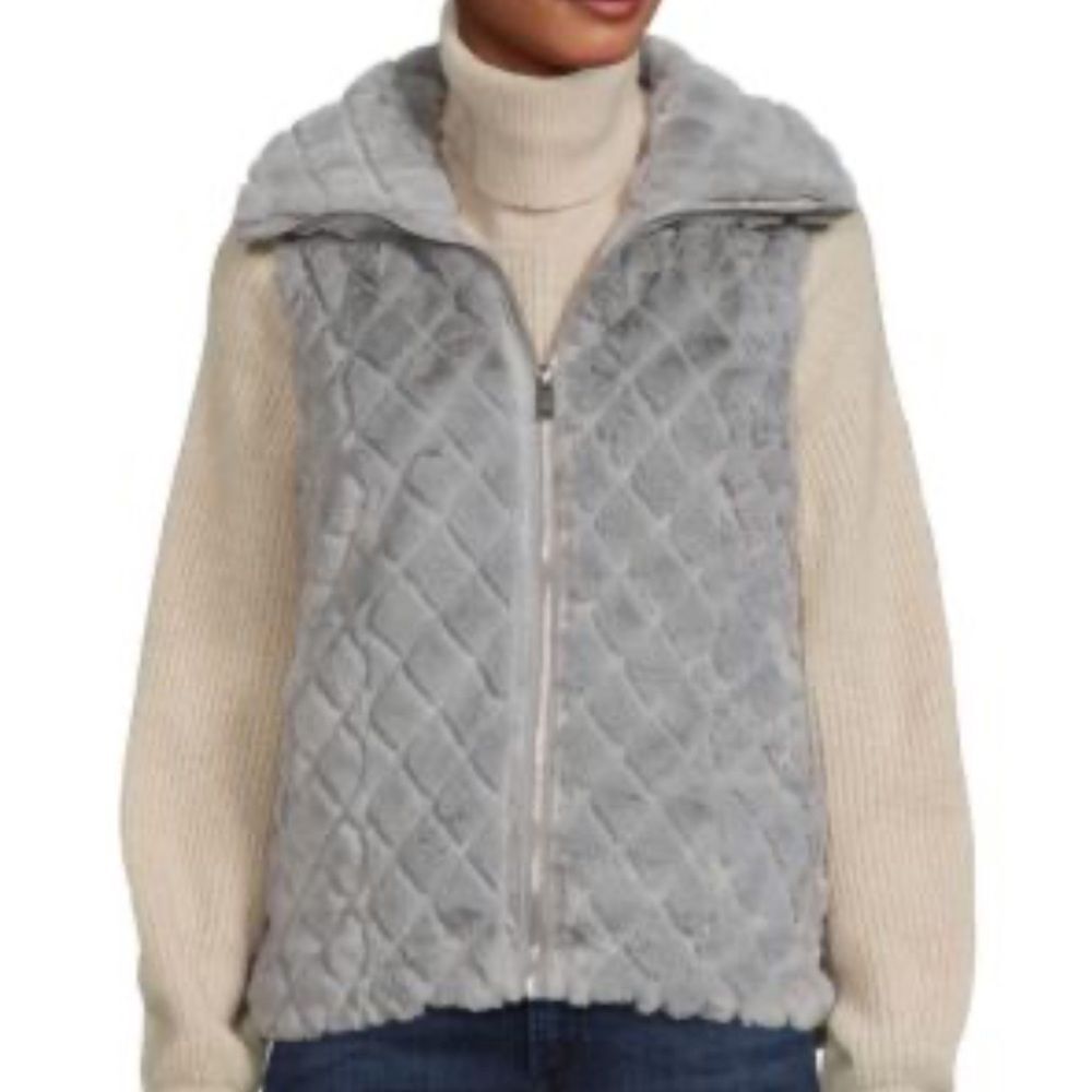 CARMEN MARC VALVO faux fur sleeveless vest grey front zipper size 1X‎ nwt